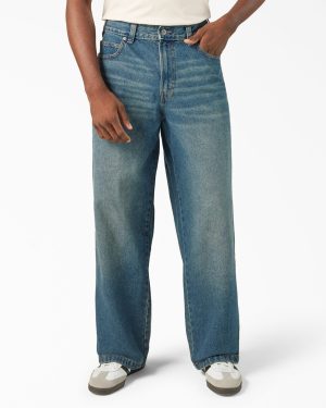 Hilham Loose Fit Jeans