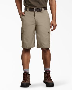 FLEX Regular Fit Cargo Shorts. 11